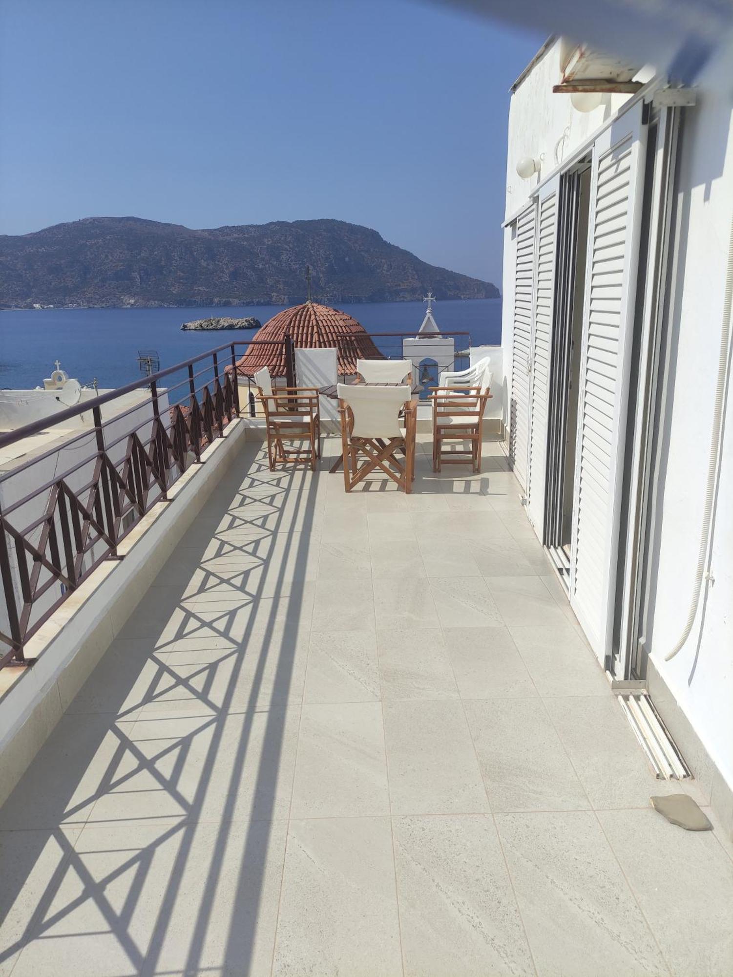 Mina Apartments Karpathos Extérieur photo
