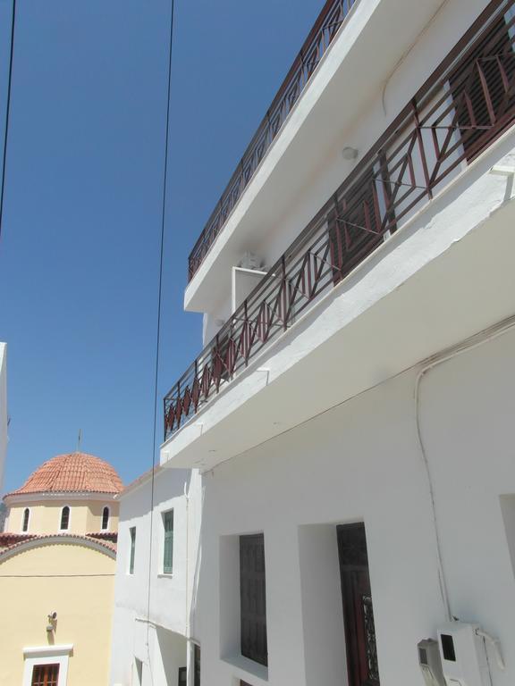Mina Apartments Karpathos Extérieur photo